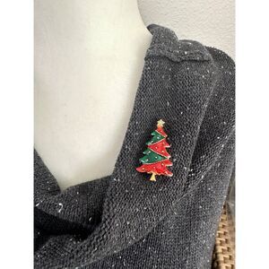 Vintage AAI Red and Green Enamel Christmas Tree Gold Tone Pin Brooch Holiday